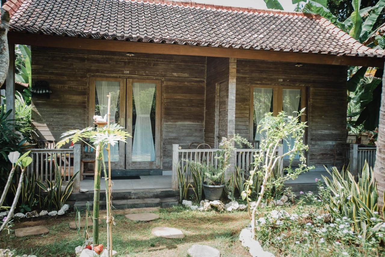 Acala Hostel & Reef Bar Toyapakeh Exteriér fotografie