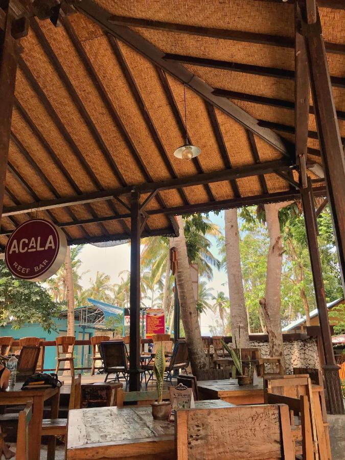 Acala Hostel & Reef Bar Toyapakeh Exteriér fotografie